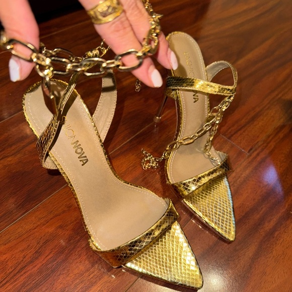 Fashion Nova Metallic Gold Chain Heels - Picture 2 of 7